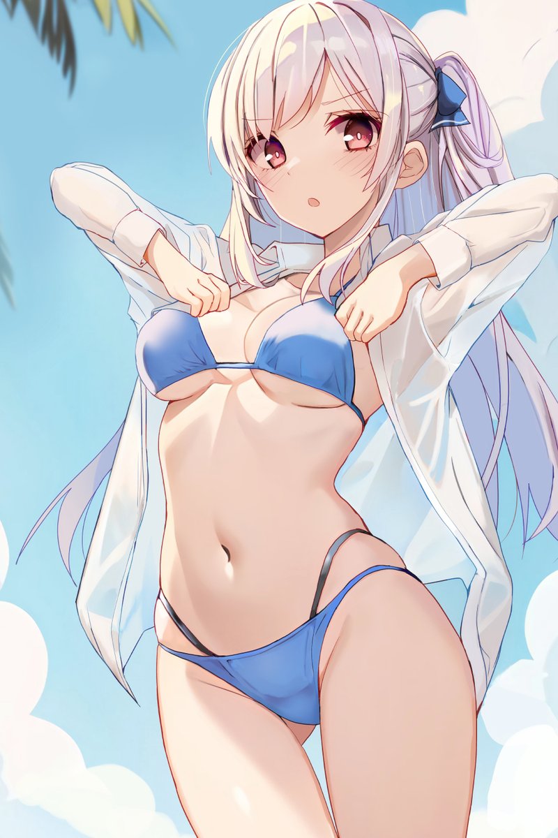 圖 泳裝女孩大開腿