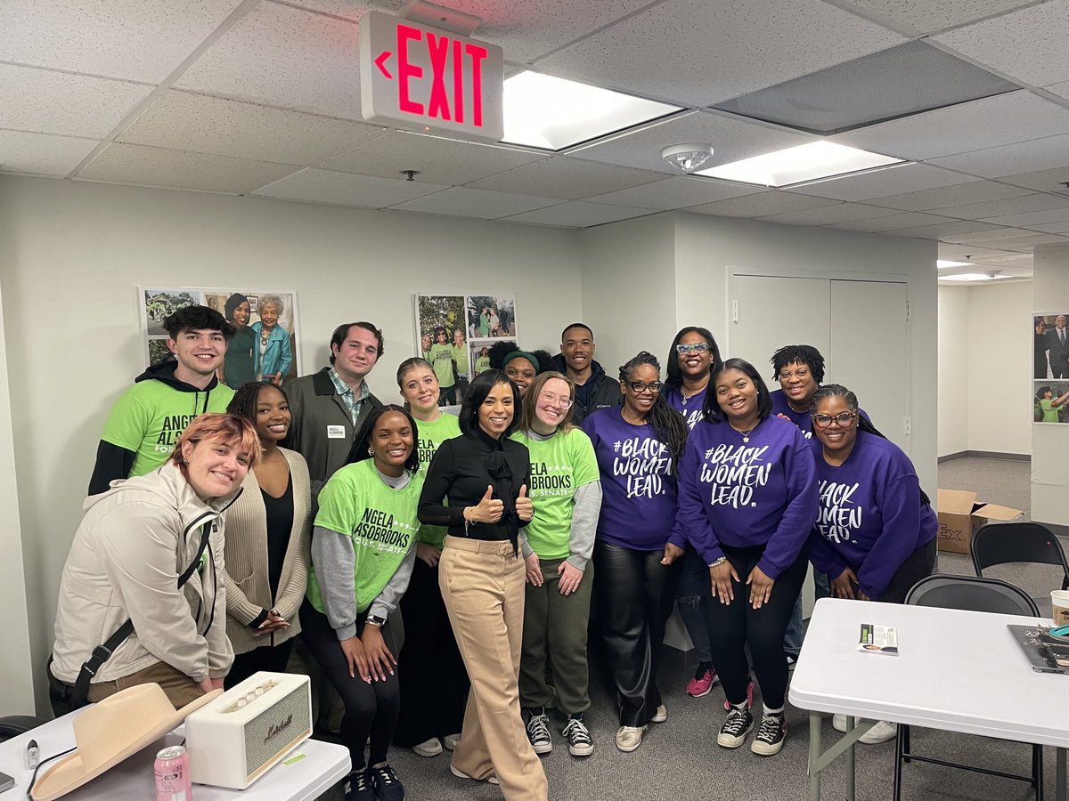 There was great energy today in Silver Spring at our canvas launch with @HigherHeightPAC. Rain or shine #TeamAlsobrooks shows up to knock doors, make calls, and get out the vote ahead of the May 14th election.