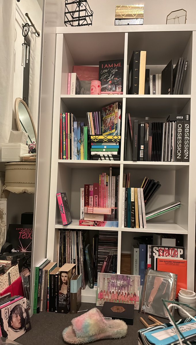 cinnamoryeol's tweet image. LORD if u can hear me please strike upon me and end my suffering now please.. i can’t take this anymore #cryforhelp