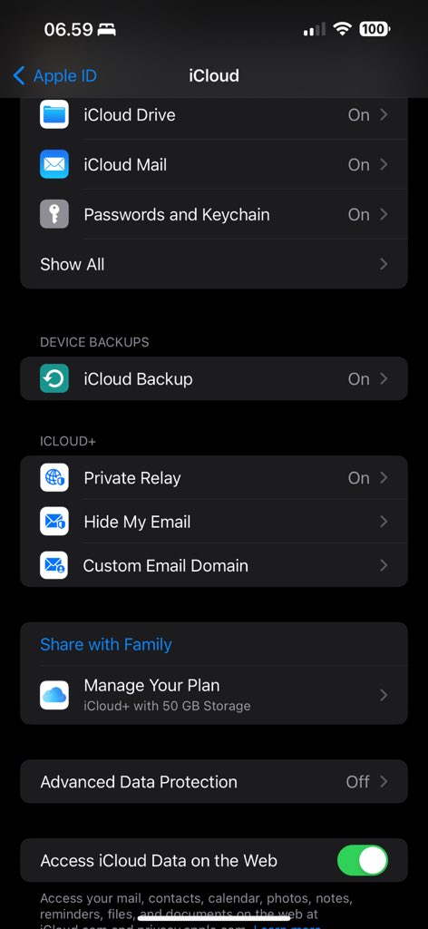 widyokov's tweet photo. @_aferal Kalo subs icloud plus bisa jg nyalain private relat bang https://t.co/0nN5wryvUN