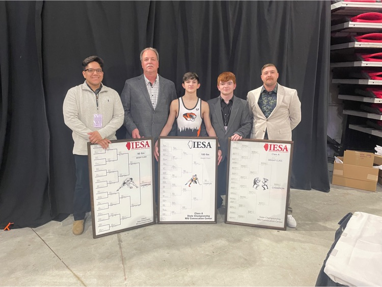 ib327schools's tweet photo. Barret Speck is your IESA Class 1A 100 lb State Champ! Congrats Barret a 3x State Champ! https://t.co/hL0geT03SV