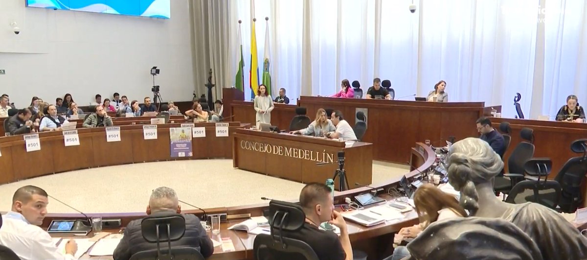 ((Al Aire)) #TeleantioquiaNoticias de las 7:00 p.m. | Medellín tendrá Secretaría de Turismo | youtube.com/watch?v=Q6FPPx…