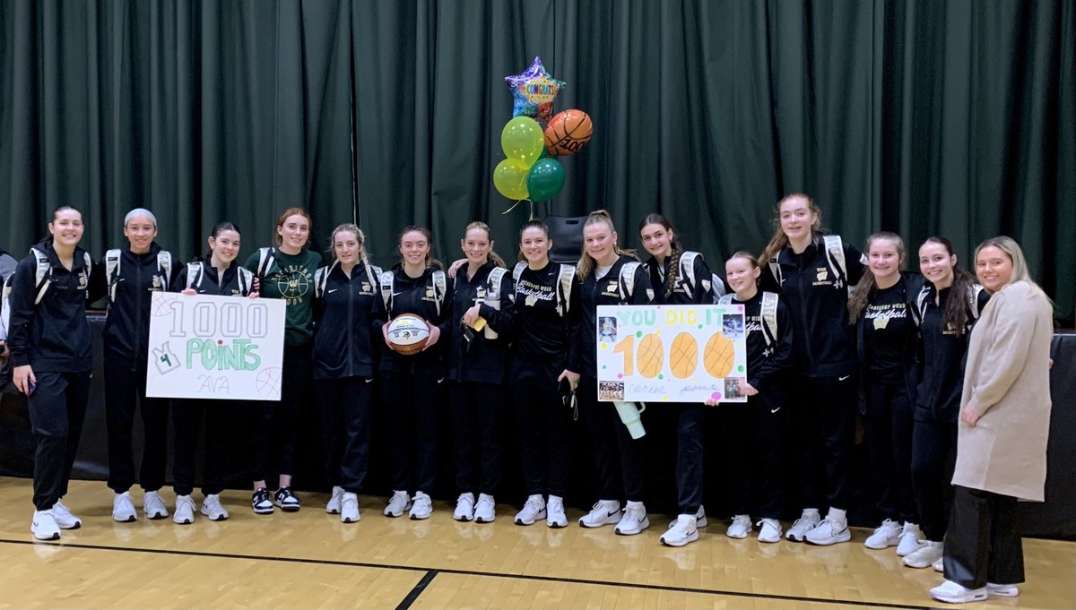 Well deserved celebration of Ava Renninger’s 1,000 point milestone. The Wood Girls are headed to Round 2 of the PIAA Playoffs. ⁦@WoodGirlsBball⁩ ⁦⁦@ArchbishopWood⁩