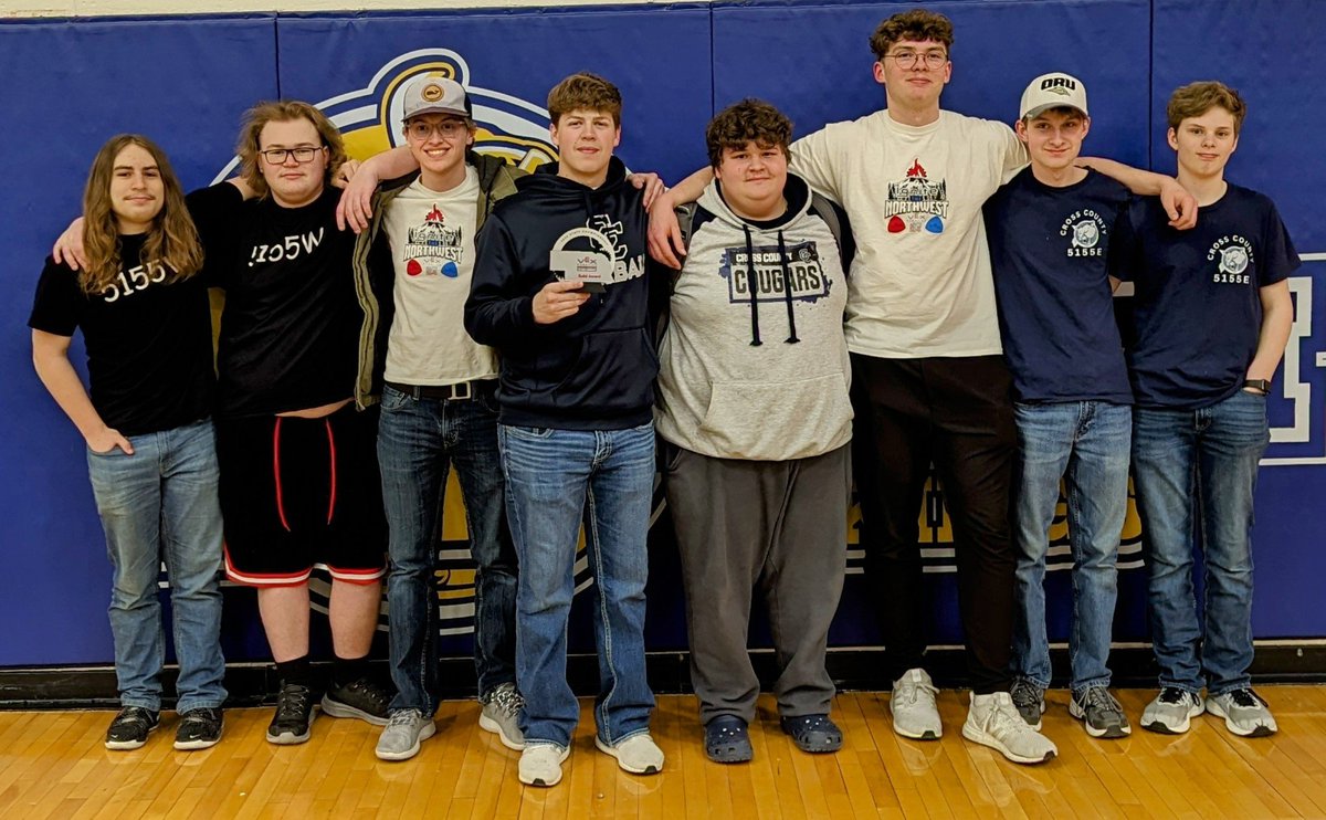 ben_bhackett's tweet photo. Super proud of teams 5155W, 5155A and 5155A. They competed above and beyond at state today. 5155A takes the Build Award and A wins the Excellence Award!!! A and E will be representing @CrossCounty1 at the world championships at the end of April!!!! https://t.co/OtxWoCHX2o