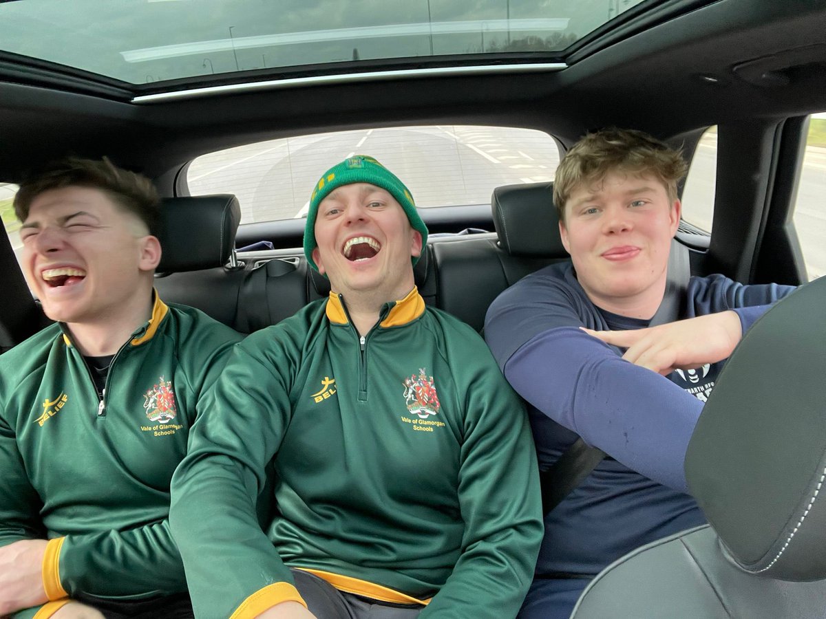 rmottram10's tweet photo. Great morning down in Narberth for the District semi final. Great result for the Vale under tough conditions, couldn’t be more pleased for them. Next stop the Principality Stadium @valerugbyu11 @tjgolding https://t.co/7Bl0OsMono
