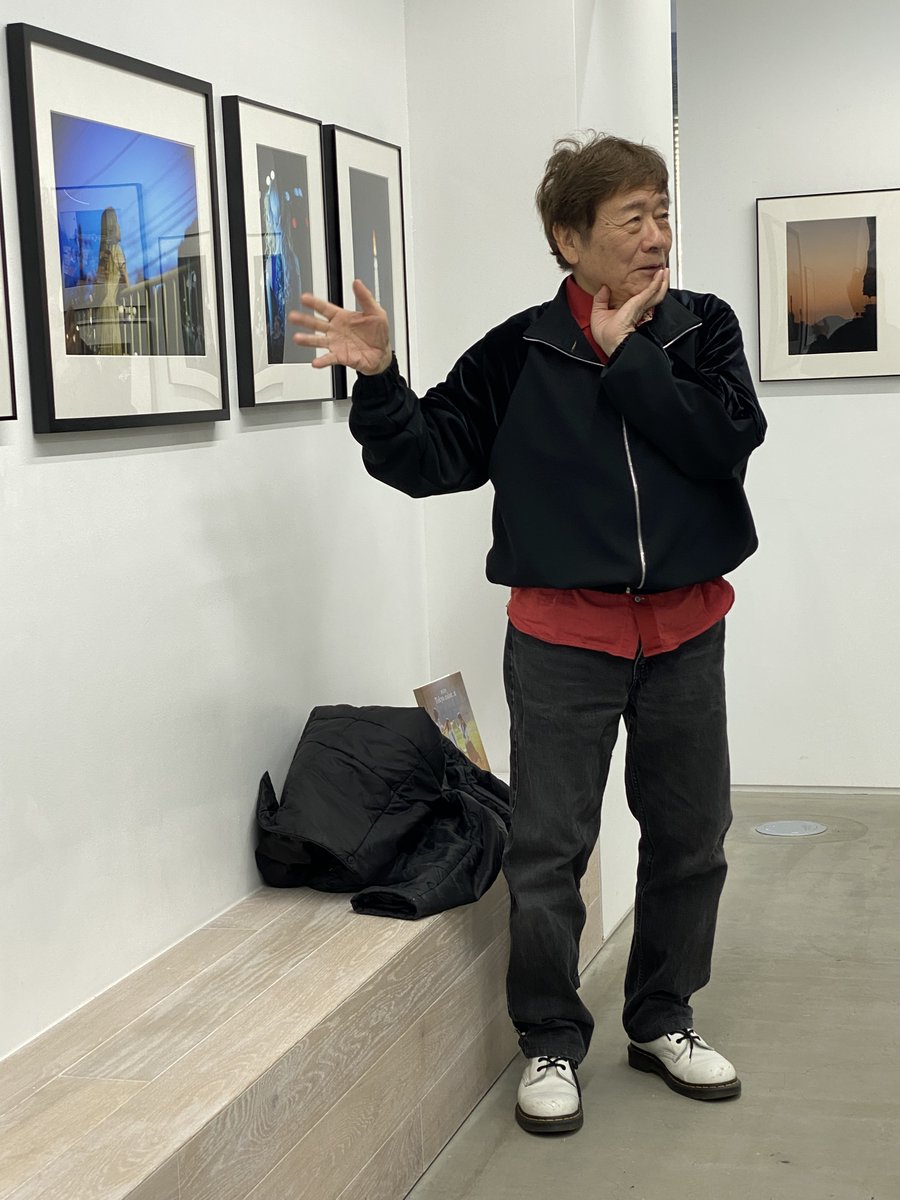 SUPERLABO's tweet photo. 【会期延長のお知らせ】
展覧会、ハービー・山口「Tokyo color」好評のため3/24(日)まで会期延長となりました。延長後の作家在廊予定は以下の通りです。3/14(木)、3/16(土)、3/23(土)、3/24(日)
3/23(土)、3/24(日)は両日、2〜2:30pm、4〜4:30pmの予定でミニトークショーの開催を予定しています。 https://t.co/ipBjeGNdgT
