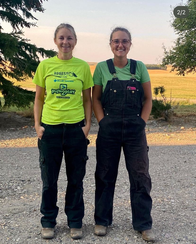 c_tuch's tweet photo. @Bayer4CropsCA #IWD2024 @Bayer4CropsCA back in 2018 I got my 1A to haul grain and fert for the farm and when my neighbour shows up wearing the same work OOTD https://t.co/7B06YGkthq
