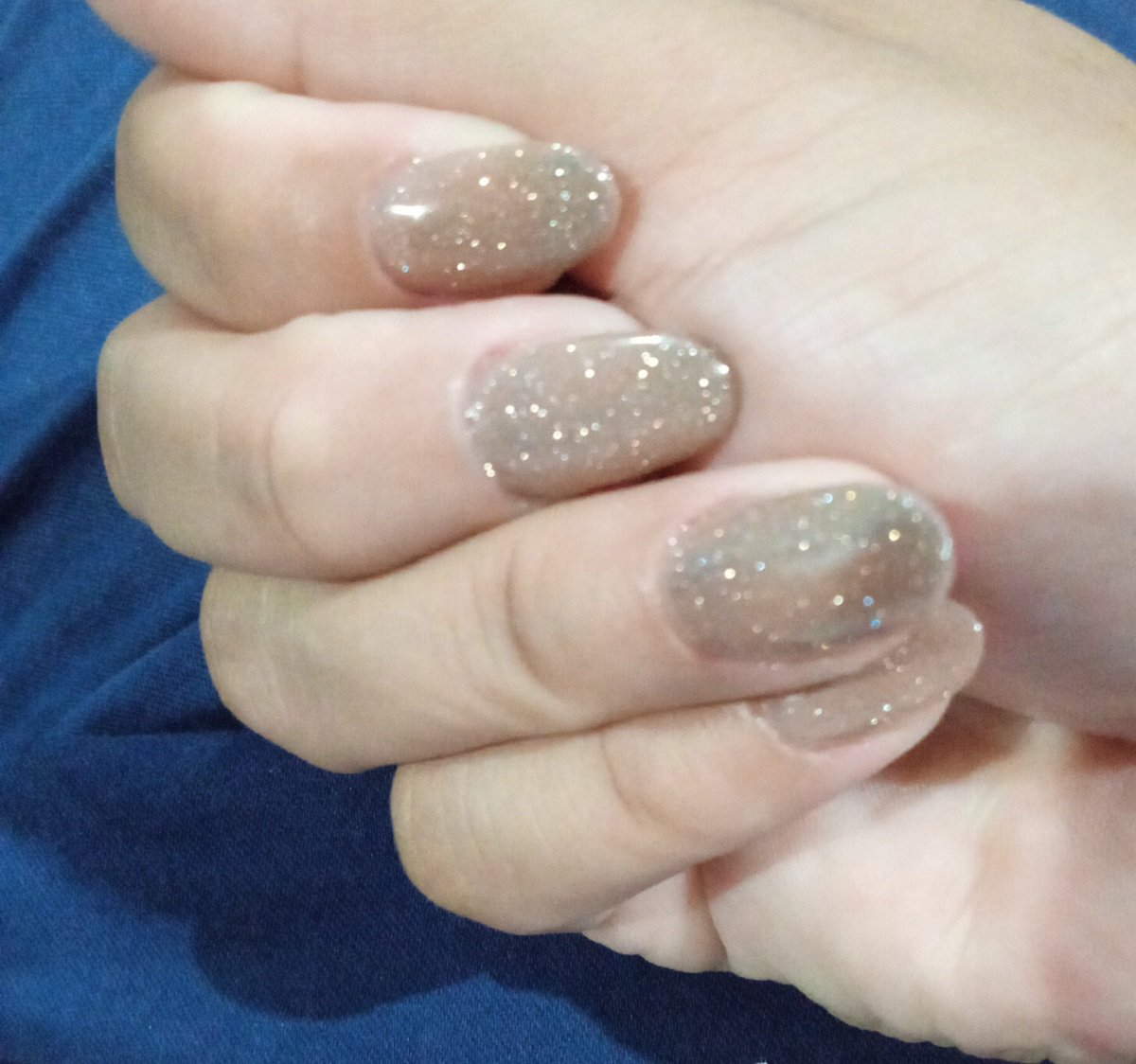 post de apreciação as unhas do meu off