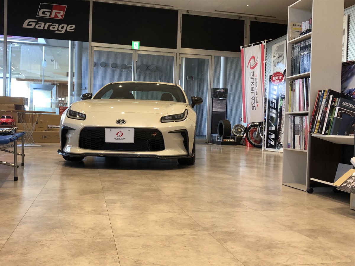 SilkBlazeSPORTS's tweet photo. 本日GR garage高崎IC店様の
カスタマイズ相談会。

ショールームにはデモカーGR86展示しております。

正面玄関すぐ横にはブースもございますので皆様のお越しお待ちしております♪

@at86takasaki 
@KSPEC_PR 

#kspec 
#GR86 https://t.co/Y1uI5prqA1