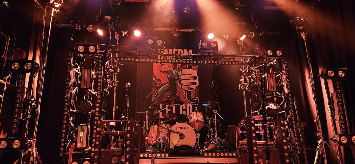 TheRealAgent_99's tweet photo. #KMFDM Live! In NYC❤️ https://t.co/99EukUXm9V