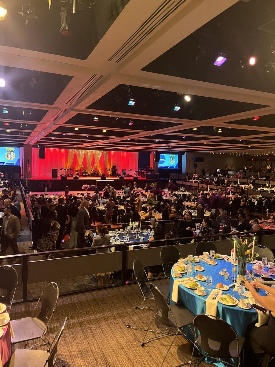 We’re excited to attend the 2024 Scholarship Gala at #SOMOS2024!