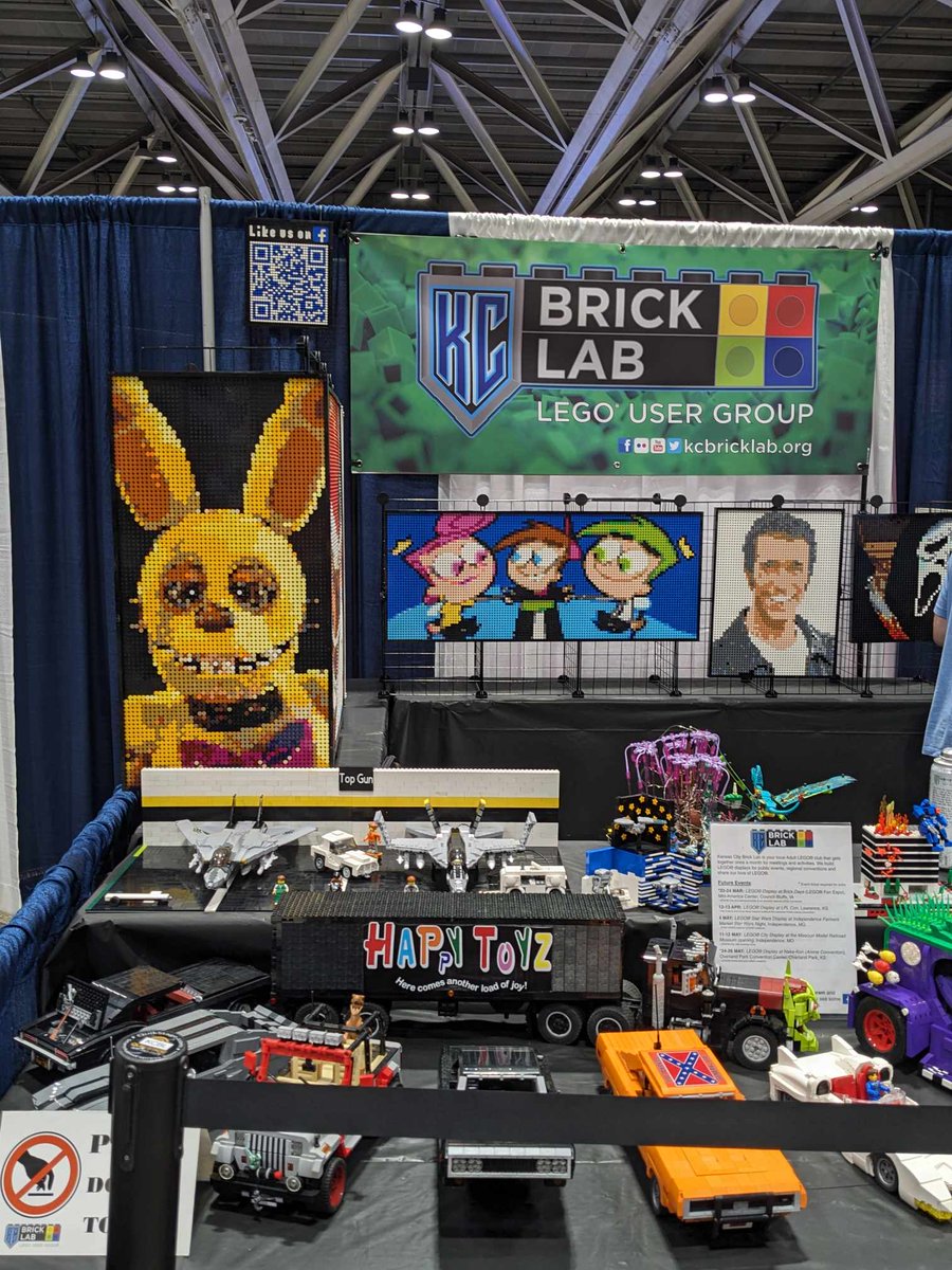 Another awesome day at <a href="/PlanetComicon/">Planet Comicon Kansas City</a> 
Come check out our booth in the PEZ - P38.