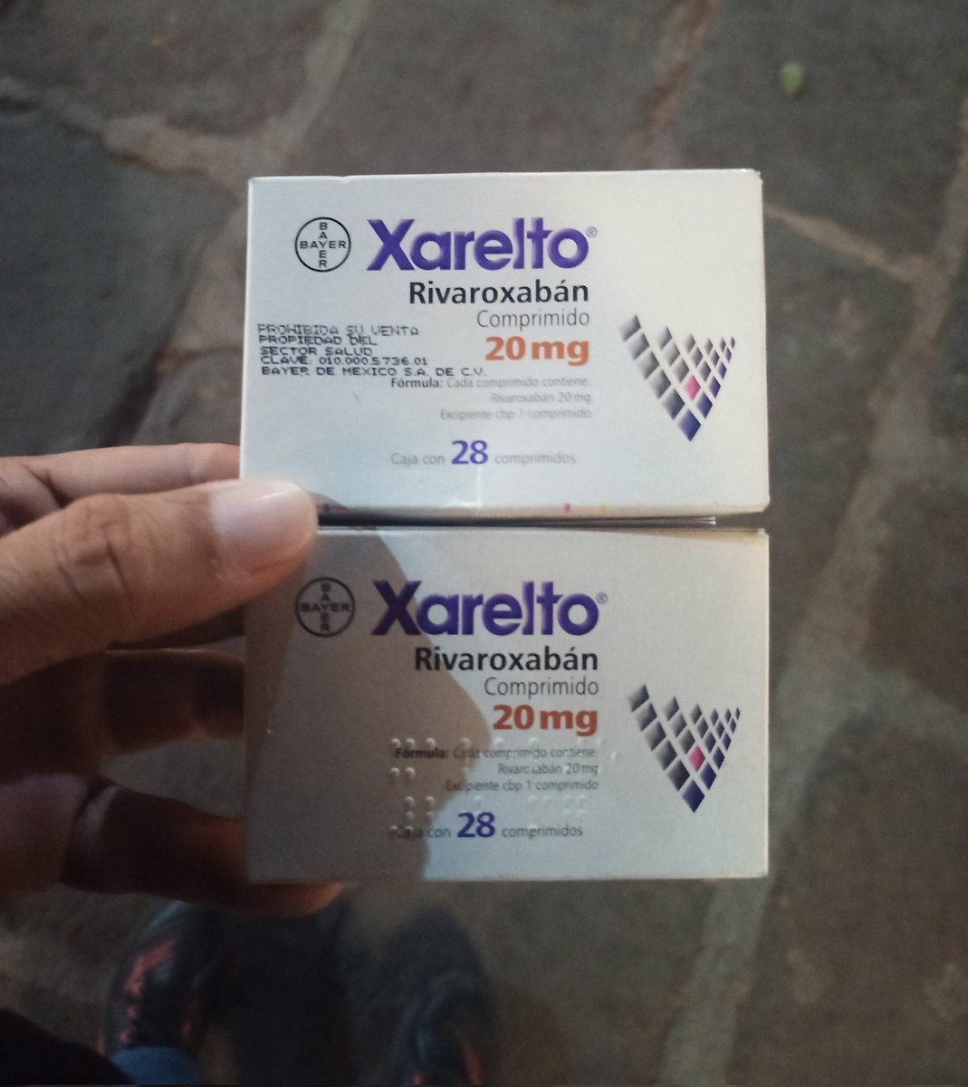 #GRACIASATODOS Quiero agradecer ENORMEMENTE a un GRAN señor que nos apoyo con estos medicamentos y a una hermosa mujer que apoyo a gestionar le entrega del mismo, pero también a todos los que acudieron a este llamado de este gran colectivo...🙏🏼