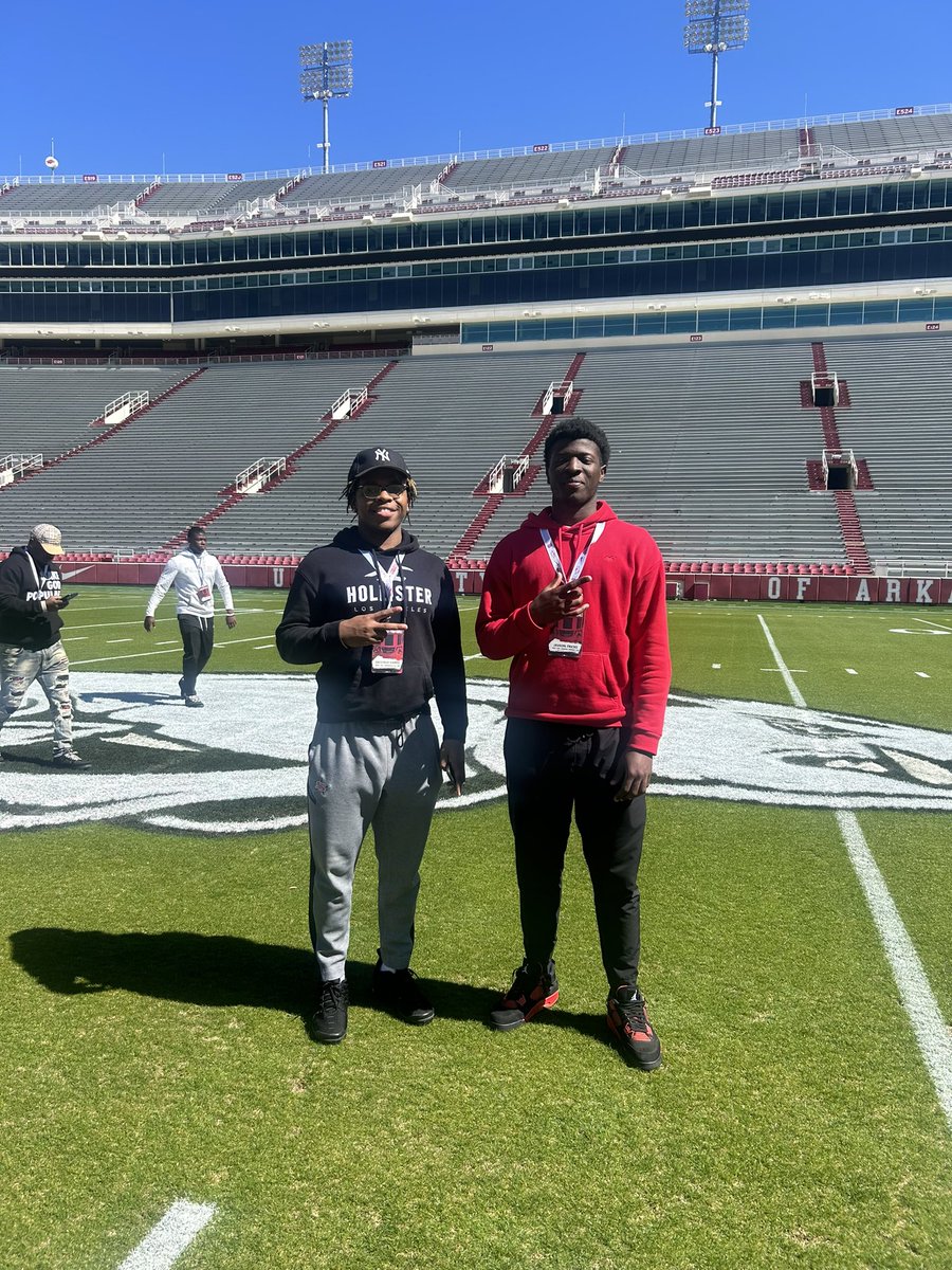 zaccheus40's tweet image. #AGTG We had a blast at The University of Arkansas Jr day!! Great facilities and coaching staff!! @CoachMateos @CoachSamPittman @JaveonFricks2 #WPS🐗!
