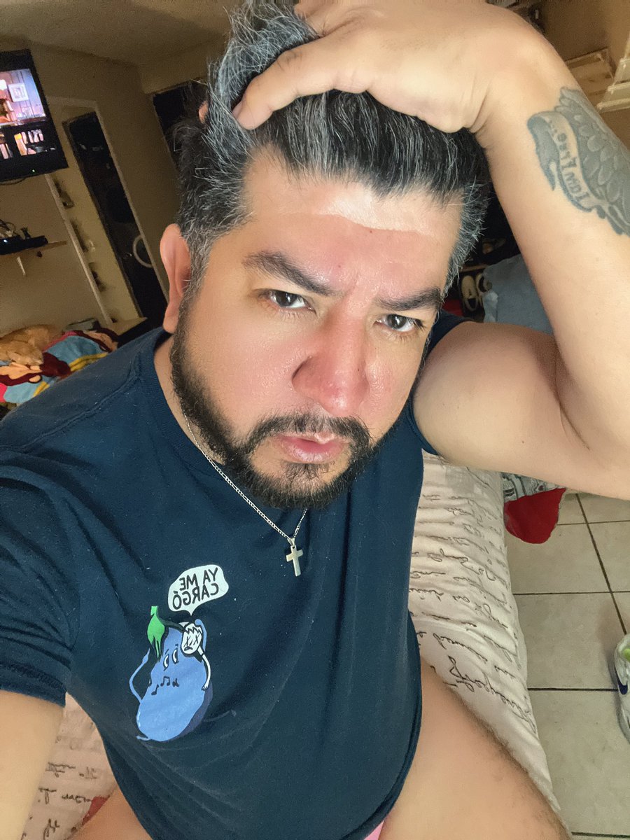 serchcr12's tweet photo. Sábado aburrido… https://t.co/JBOywl2Chw