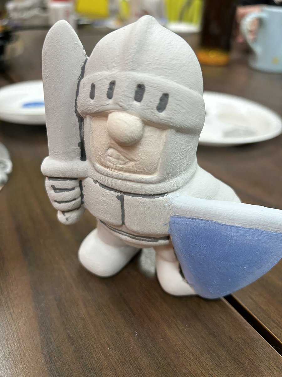 BethAllenFZSD's tweet photo. Spent my Friday night painting with some amazing people! #WeAreDES https://t.co/YFL9FzblgW