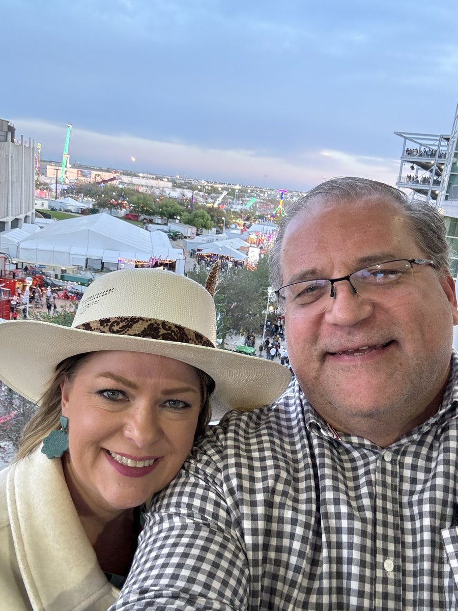 Just me and my babe- hanging at the #HOUSTONRODEO -