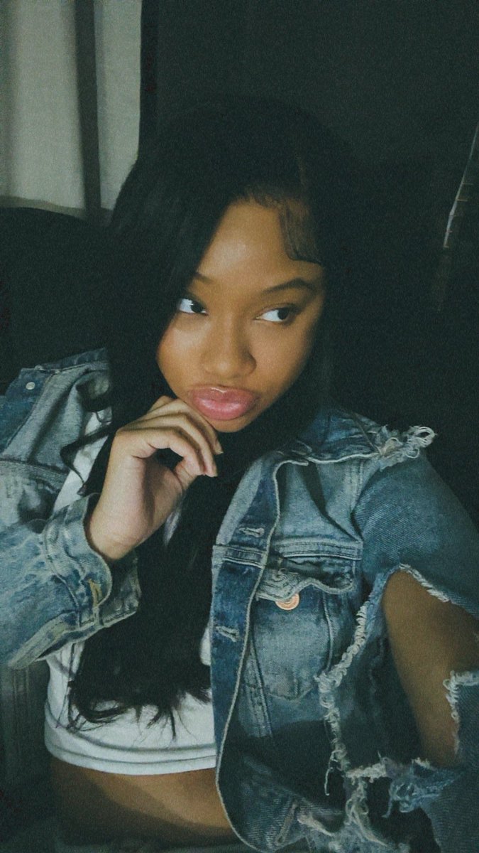 TheyLuvNiy's tweet photo. #GloGirl https://t.co/DXIbYFDKDw