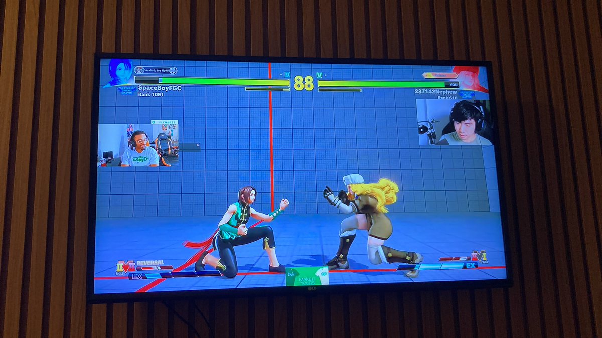 Torneio de SFV valendo 500 doletas e quase 2,7 mil pessoas assistindo  ☺️.