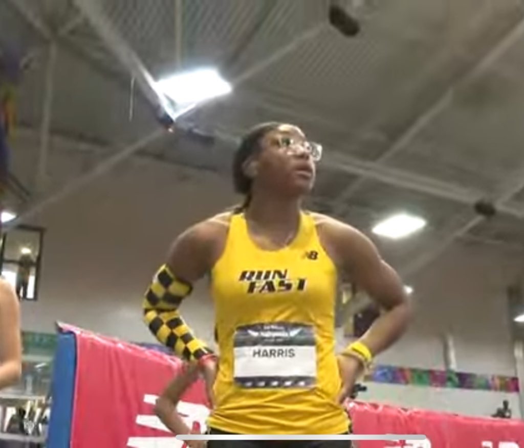 MakeriahHarris's tweet photo. 60mH Finalist!🚨🙏🏽 #MakPro
#NewBalanceIndoorNationals #Louisiana https://t.co/sq4K9UB4yw