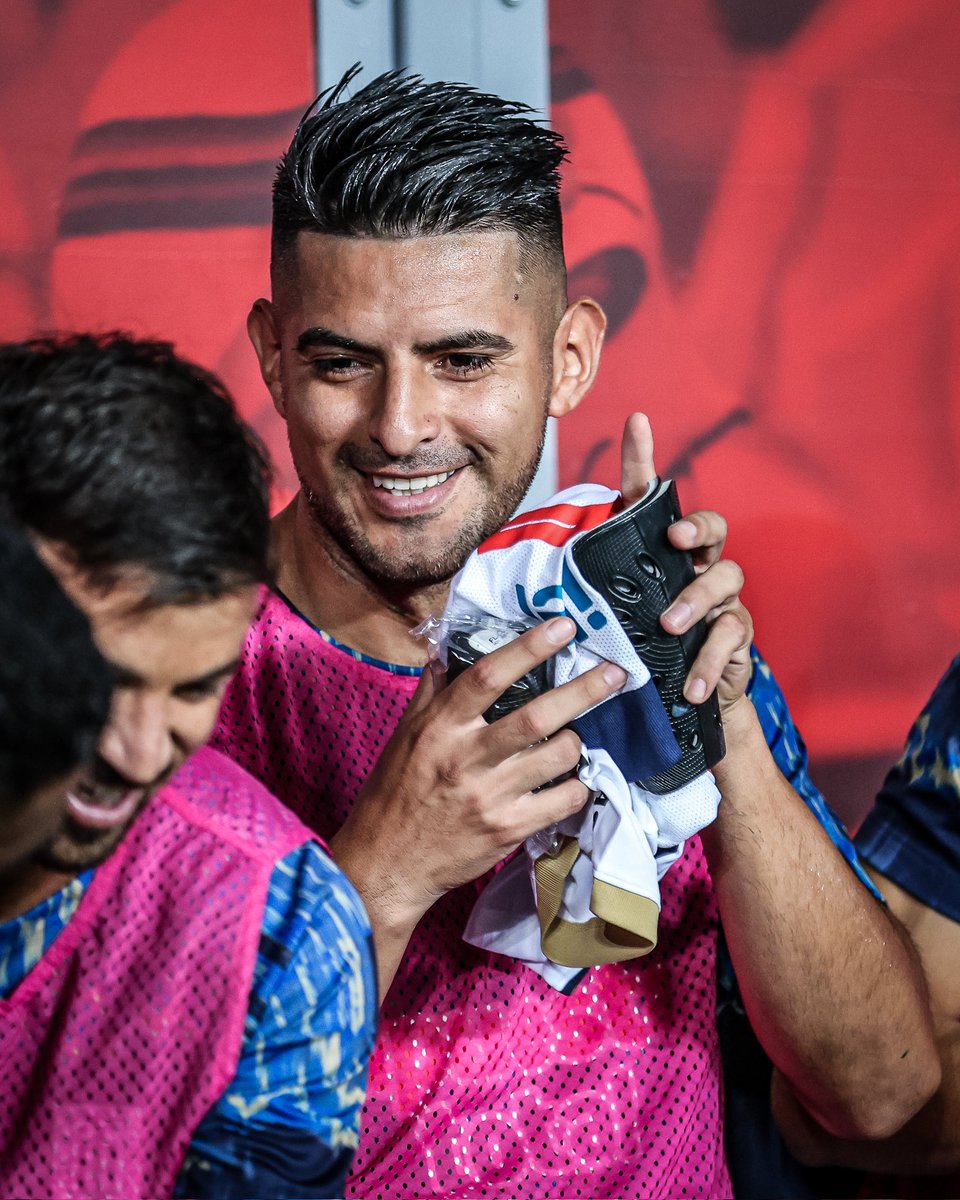 Carlos Zambrano vuelve y espera tener minutos en el duelo entre Alianza Lima vs Sporting Cristal 

📸 <a href="/marcelshoot/">Marcel Sandoval</a> 

#alianza #alianzalima #SportingCristal #CarlosZambrano #Zambrano #marcelshoot