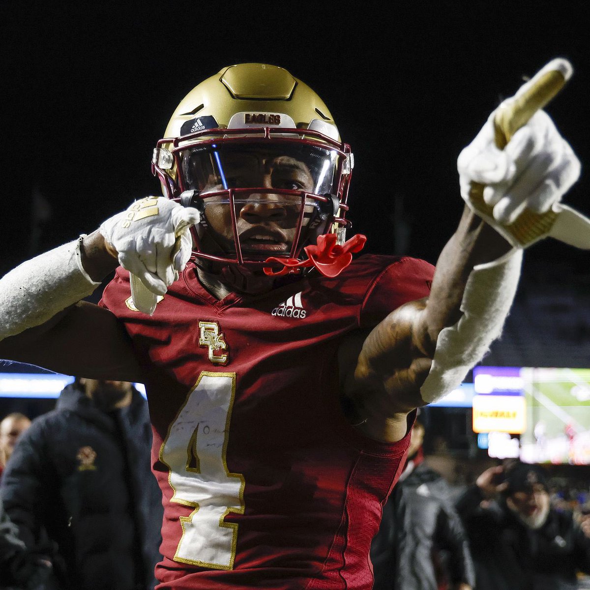 ash1roberts's tweet photo. Extremely Grateful to receive an offer from Boston College ! @CoachSHuggins @RomanCatholicHC @NextLevelQBs @EdOBrienCFB https://t.co/PElk4EW1Lq