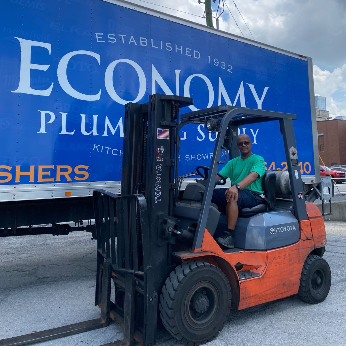 Raulon has been an engaged member of BoMF Indy since his first circle up. After completing certifications & engaging with the Next Steps Workforce Development program, he worked with BoMF & started his job at Economy Plumbing Society! Get involved to support members like Raulon.