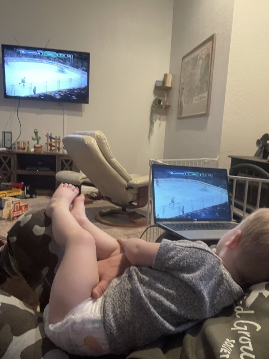 You know I am getting old when I am rooting for <a href="/EHShornetsnest/">Edina Boys Hockey (EHS)</a> because they have normal hair. #TheTourney24
