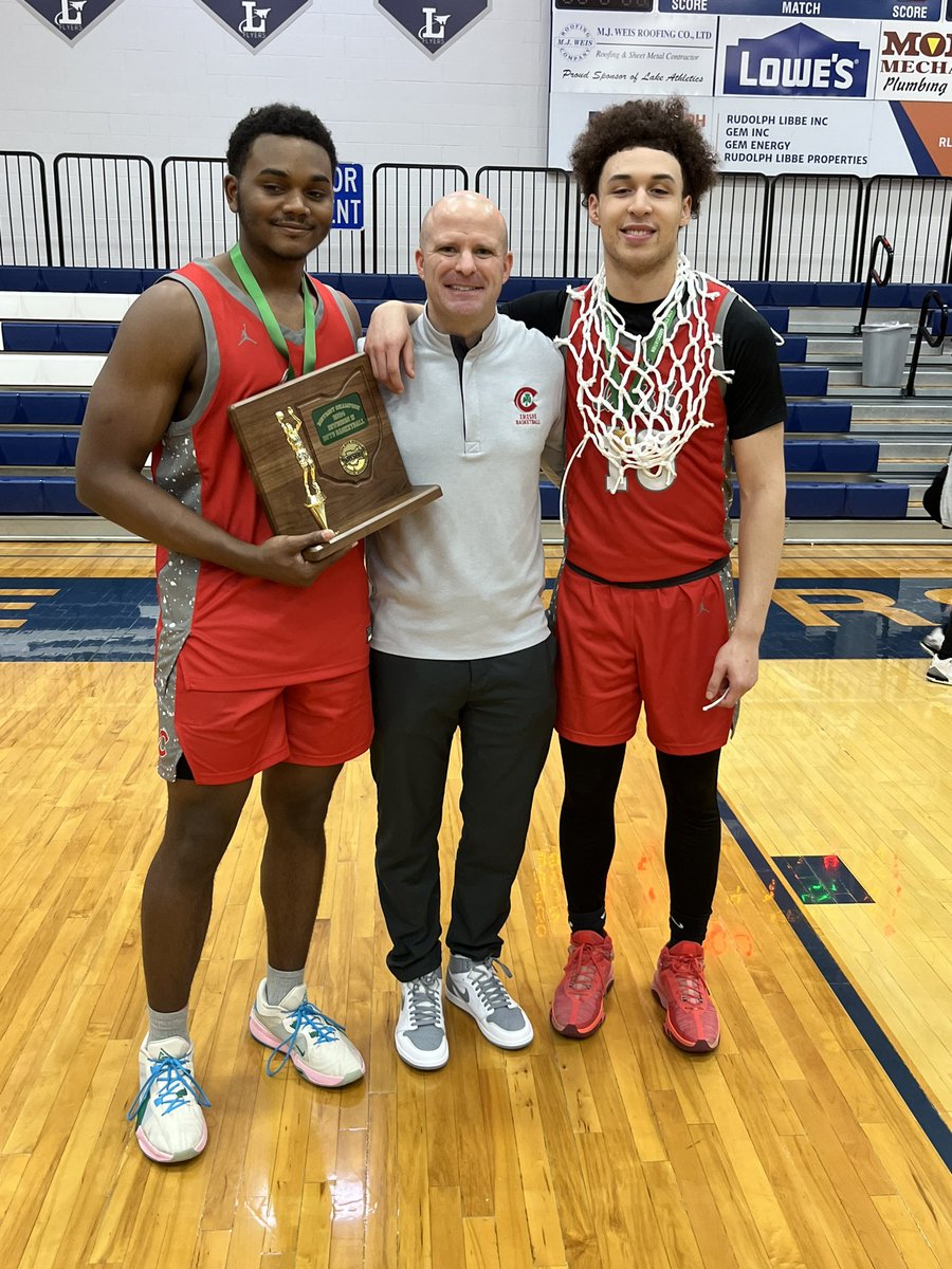 KristianBrown's tweet photo. Isaiah Brenneman is the first Central Catholic Basketball player to win THREE District titles at CC! 
  
I will tell you that he’s had the most amazing teammates over the last four years. 
Congrats Coaches and TEAM. ☘️ https://t.co/O4EgIX6GYq