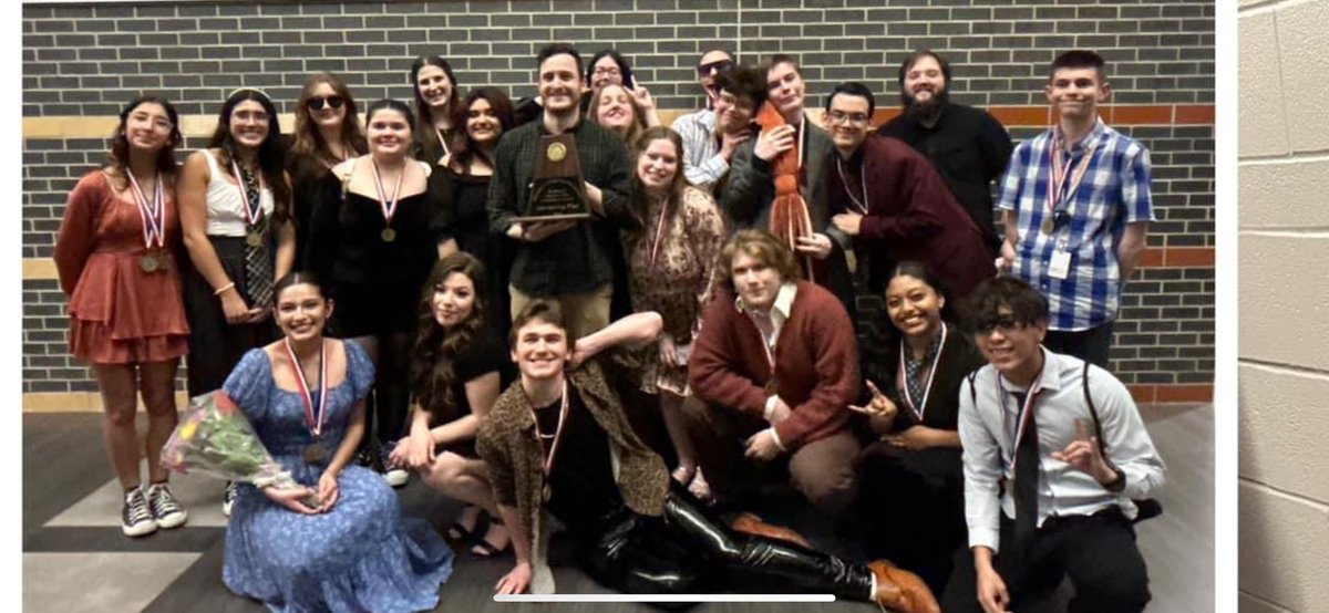 strode_matt's tweet photo. Moving on to Area! Congrats to our OAP cast and Mr.Spadie!
#chapelhillisd https://t.co/uyBdPQreQj