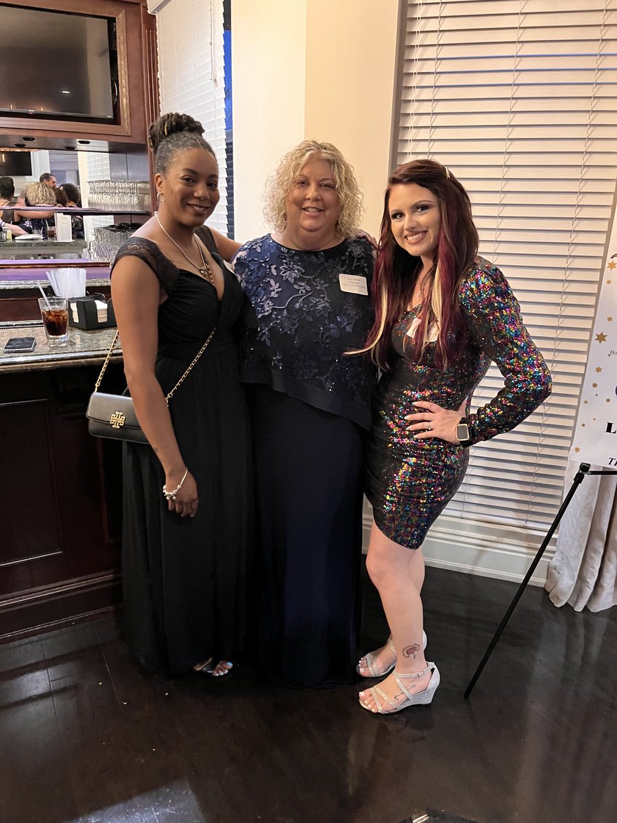 Mirror Lakes Elem tweet media