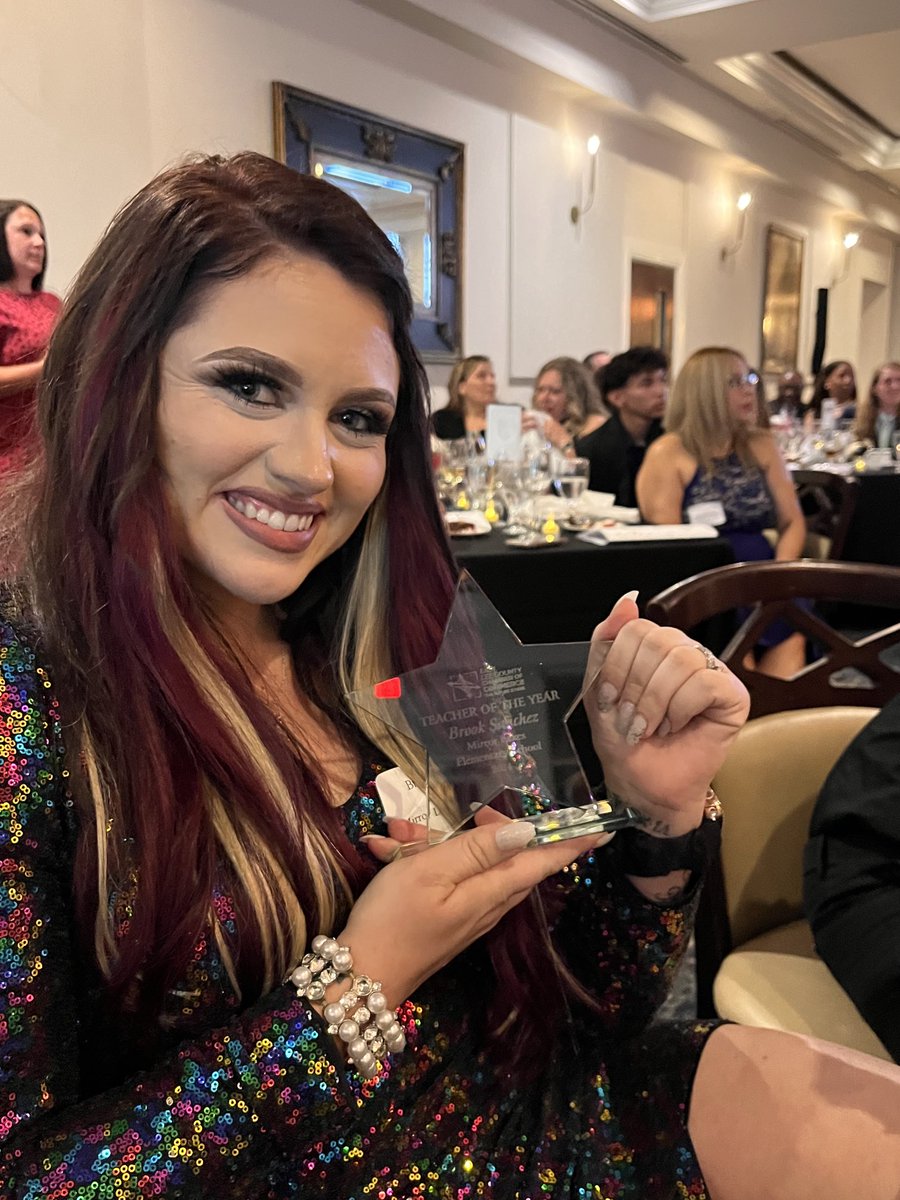 Mirror Lakes Elem tweet media