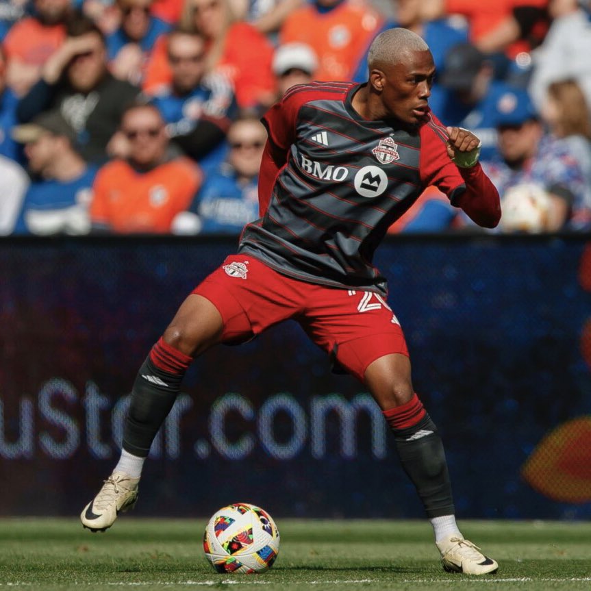 Deiby Flores y Toronto FC ganaron (1-0) al Charlotte FC con otro gol de Lorenzo Insigne 🇨🇦🇭🇳💪🏽

Flores ha realizado el mayor número de entradas (4) en el partido 🤺