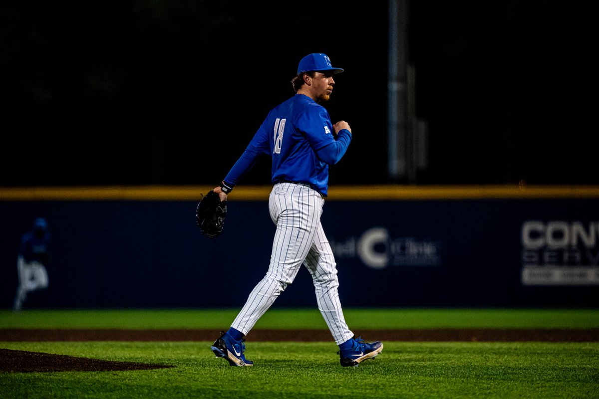 Career Night for Red 💪

5 IP
0 H
0 R
8 K
2 BB

#GoTigersGo | <a href="/Sethgarner14/">Seth garner</a>