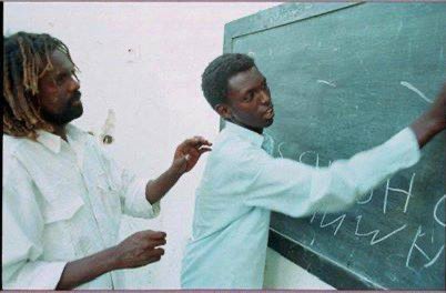 March 9 1996, my father’s life was tragically cut short, but his legacy of courage & compassion lives on through me & all of us at @ElmanPeaceHRC🇸🇴🤲🏾 #ElmanAliAhmed remembered as the Somali Father of Peace-reminds us that barriers are meant to be broken. #DropTheGunPickUpthePen