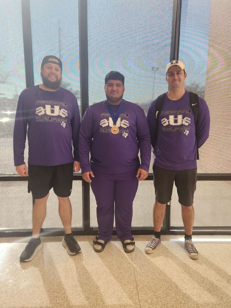 christierangel's tweet photo. Thank you @CoachJLaRue and @coach_draper for being such great coaches and leaders for our boy 💜 https://t.co/LZpdQujiVm