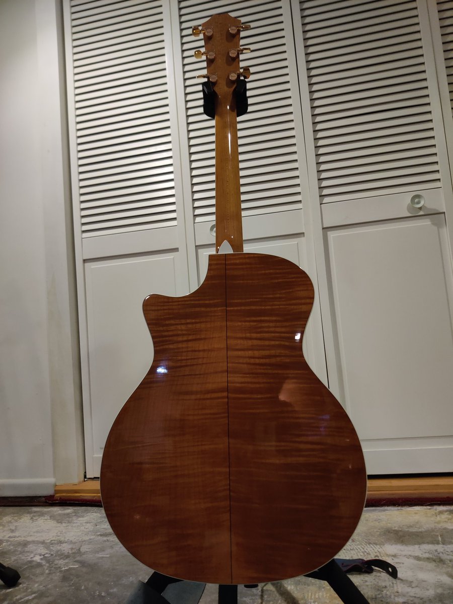 Taylor 614 CE Maple No one has responded to any of the decent tweets I am made tonight so I'm going to just get off Twitter, and enjoy my new toy Good night ✌️