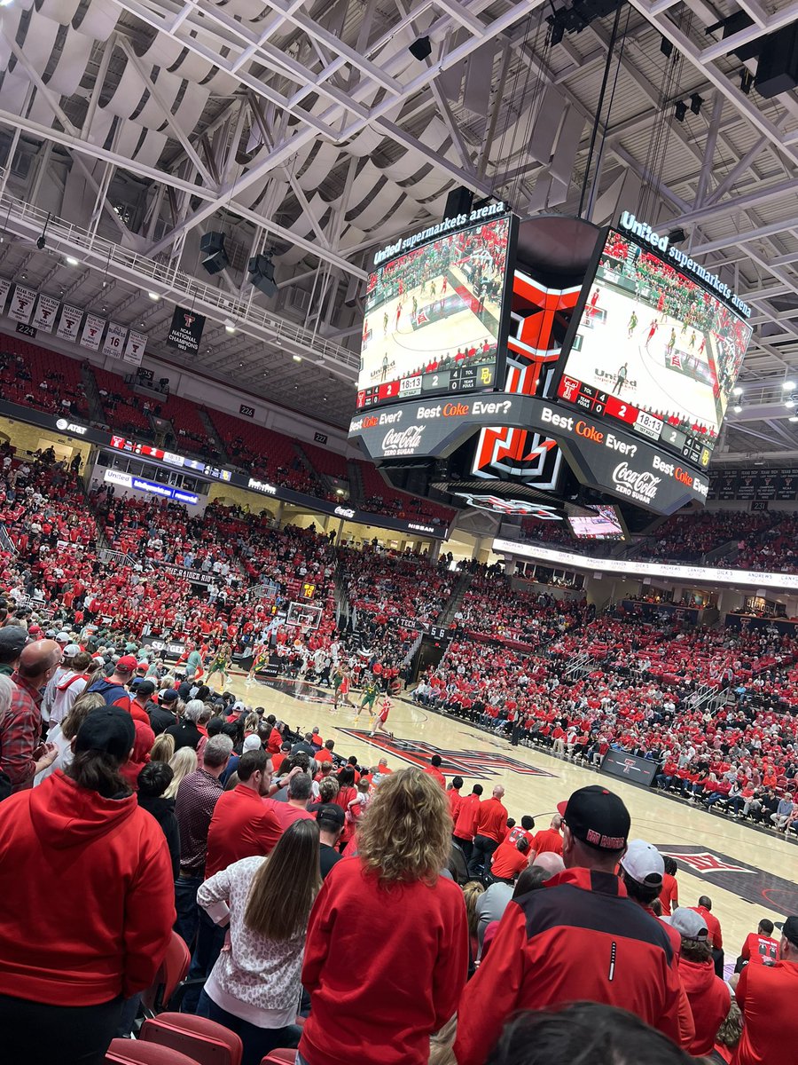 rkirkland13's tweet photo. The “good luck truck” continues to stay solid in Lubbock with  @TexasTechMBB big W over Baylor!!  Thanks &amp; Wreck Em @PatrickMahomes https://t.co/wr0NdnUaUb