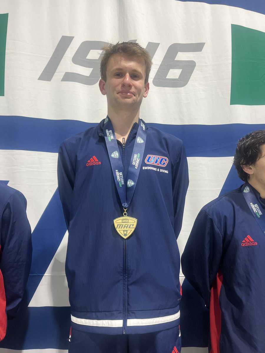 MACSports's tweet photo. 🔥🔥🔥 

UIC’s Harrison Nolan sweeps the diving events at the 2024 MAC Men’s Swimming and Diving Championships with a 3-meter score of 362.15!🥇

@UIC_SwimDive | #MACtion https://t.co/RGYFcGZqWw