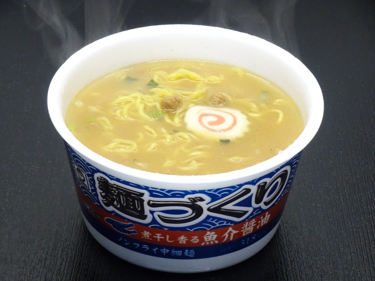tsukasaplanning's tweet photo. マルちゃん麺づくり煮干し香る魚介醬油‼️
麺は中細ツルコシウェーブ麺啜りやすくスープもよく絡まり麺を噛んだ時にスープとの相性が美味すぎ😆
スープは煮干し+鰹+昆布ベースの醤油味エグミの無い奥深い旨味を舌で感じ醤油の味が絶妙で出汁の旨味を満喫できる味😁
ごちそうさまでした😋
＃カップ麺 https://t.co/NQe9C1imzf