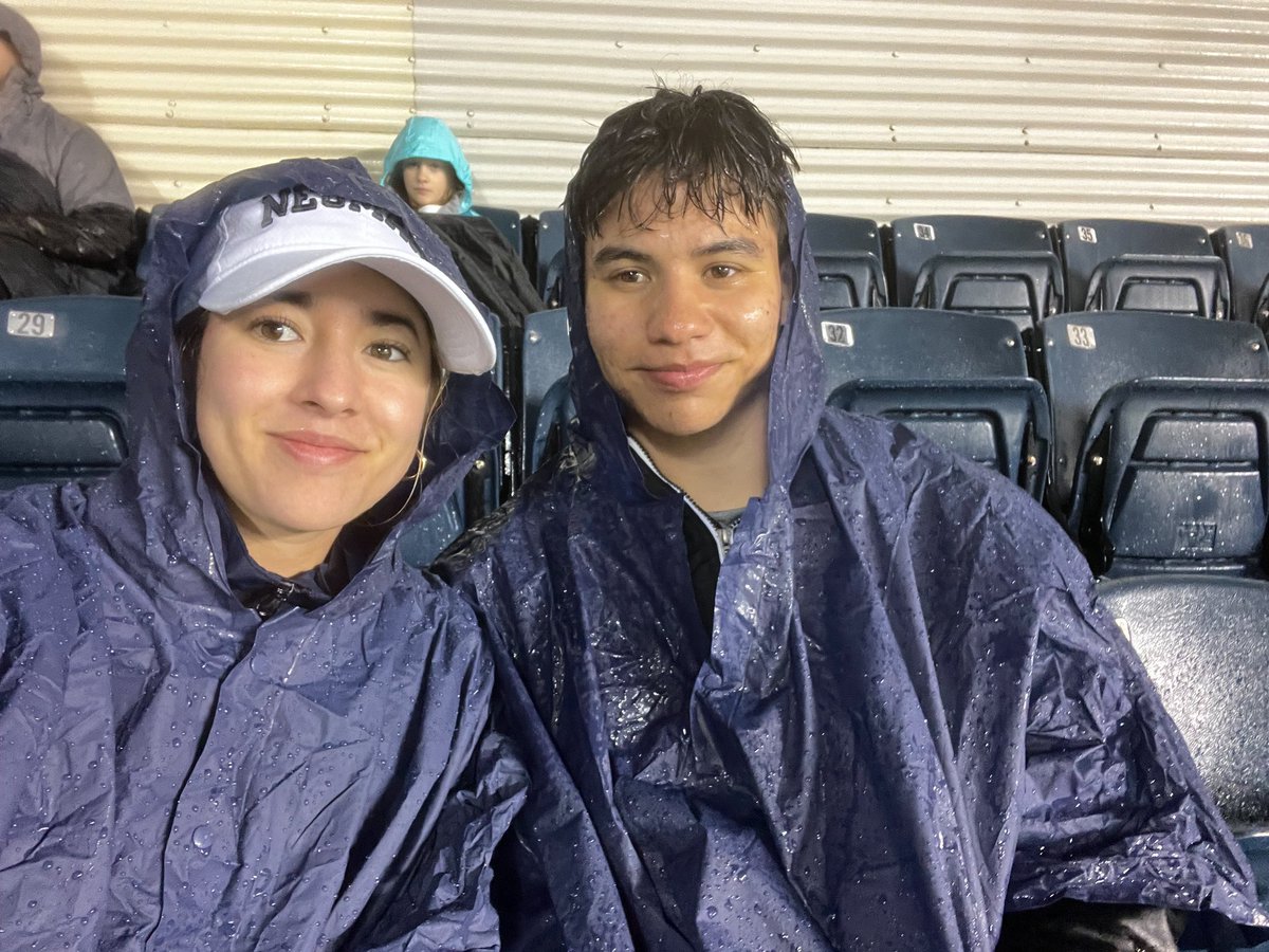 Hannah Dang tweet media