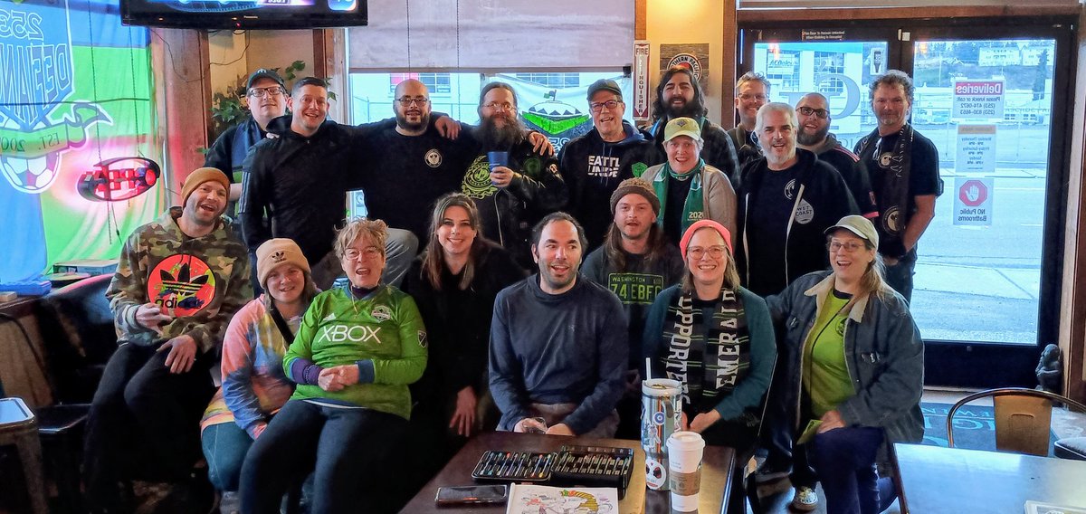 253Defiance's tweet photo. Cheers to the best supporters in the south puget sound!
@GigHarborBrew
#253Family
#DefiantAF https://t.co/3eU70ZZEKH