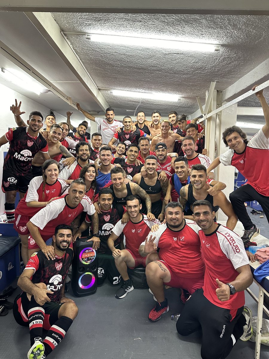 Juampiarmata_21's tweet photo. Muchos estaban esperando que nos cayéramos, nosotros seguimos confiando en este plantel. 

Vamos nosotros, Instituto. ♥️ https://t.co/FLQ5oGA9uT