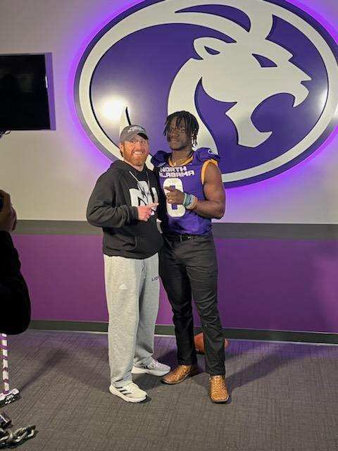 krowser_34's tweet photo. Blessed to announce my offer from The University of North Alabama! Thank you @UNAFootball @BrentDearmon @CoachCruce @UNAFBRecruiting 
@DemopFb https://t.co/SjYzHateUt