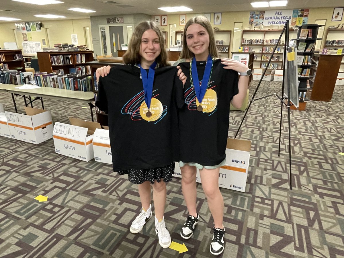 Audrey and Kensley qualified for state #NationalHistoryDay competition. Let’s gooo! 🎉💚💛 ⁦@RockHillSchools⁩ ⁦@RawlinsonRoadMS⁩ #TogetherWeLead