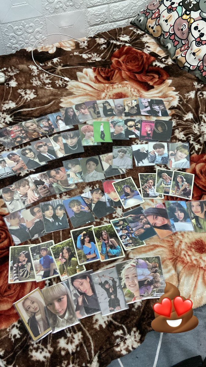 interest check, quitting sale ! ⋆·˚ ༘ *

— pc conditions 8/10 ( has minimal scratches )
— dm or comment if interested in anything 

tags 🏷️ wts lfb wtb lfs pc ph kpop enha enhypen nct tbz twice nct dream nct 127 wayv ive iz*one itzy blackpink