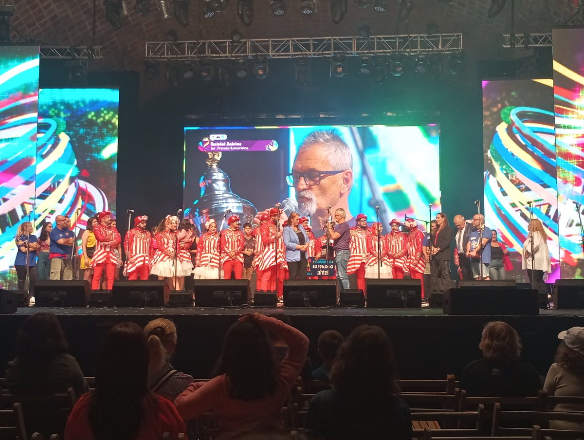 #MundoCarnaval tweet media