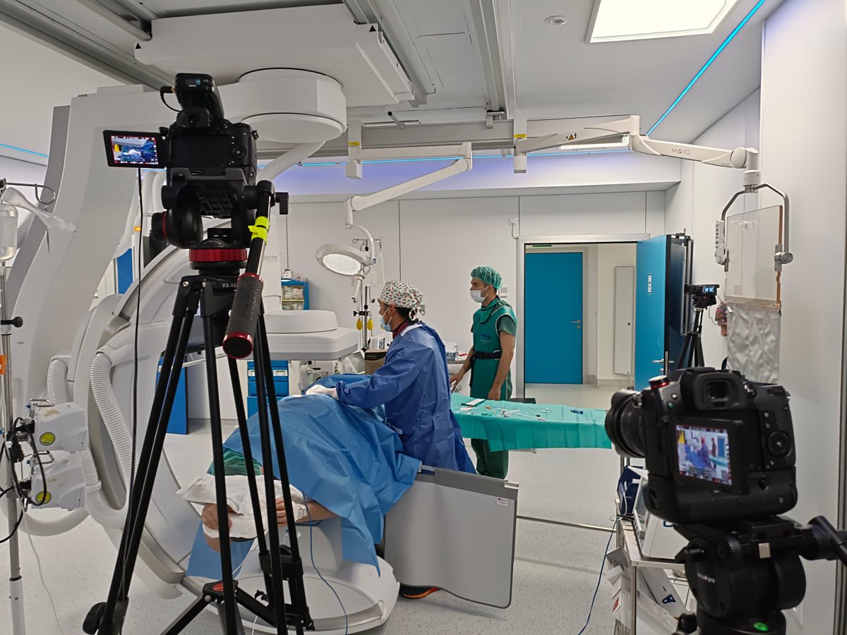 Pain Institute of Spain (@pios_institute) on Twitter photo Seguimos rodando videos 🎥, ampliando continuamente nuestra #videoteca de #dolor . Gracias <a href="/drmoyvcm/">Dr. Vasquez Caicedo Muñoz, Moises</a> por tu labor docente Seguimos rodando videos 🎥, ampliando continuamente nuestra #videoteca de #dolor . Gracias <a href="/drmoyvcm/">Dr. Vasquez Caicedo Muñoz, Moises</a> por tu labor docente