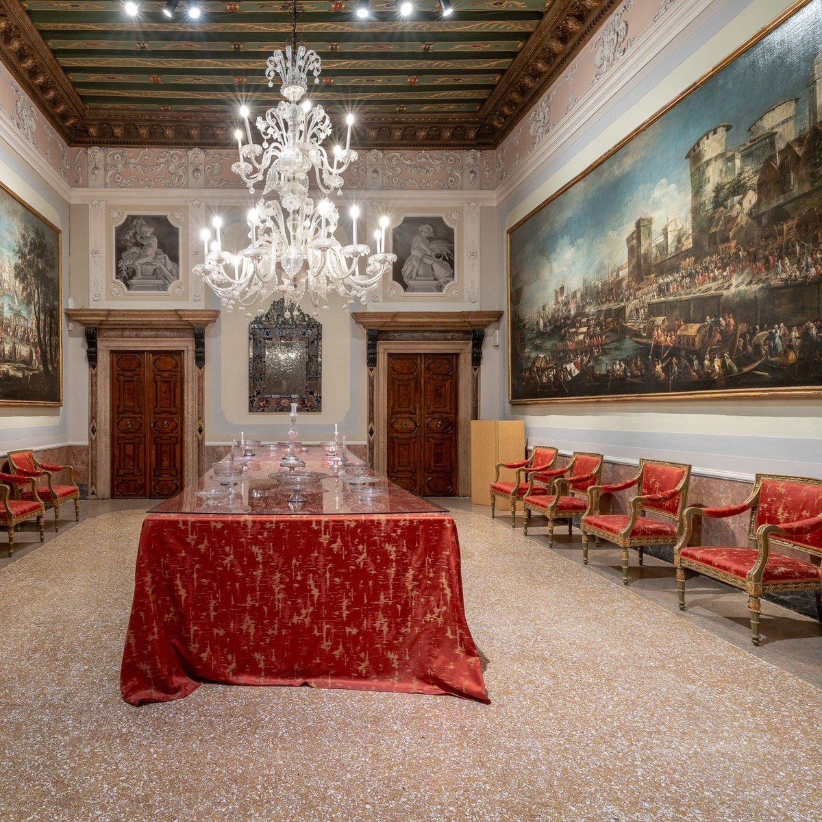 Piove... ma dentro le sale della Fondazione Musei Civici di venezia si sta bene e al caldo. Oggi per tutti i residenti nella Città metropolitana di Venezia è una domenica ad ingresso gratuito, è una domenica da #MuseiInFesta .
Cosa aspetti?
tutte le info bit.ly/MuseiInFesta20…