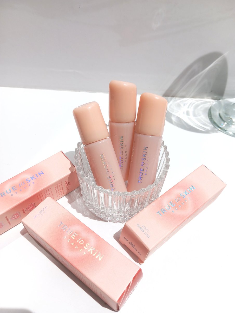 vdlansy's tweet photo. True to skin ini ga pernah tidur yah😫💗✨. 
Lip tint dan packaging nyaa ckp banget >_<. Travel friendly, fav ak shade rose Fig!! Klian harus punya sih shade itu krna sebagus itu💗✨

#peachjuicy https://t.co/dDkvaH0vTh